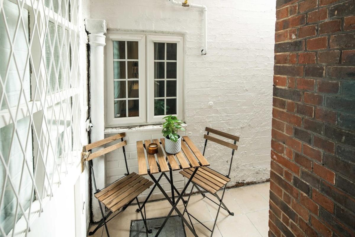 Appartamento Modern 2-bed In Marble Arch Londra