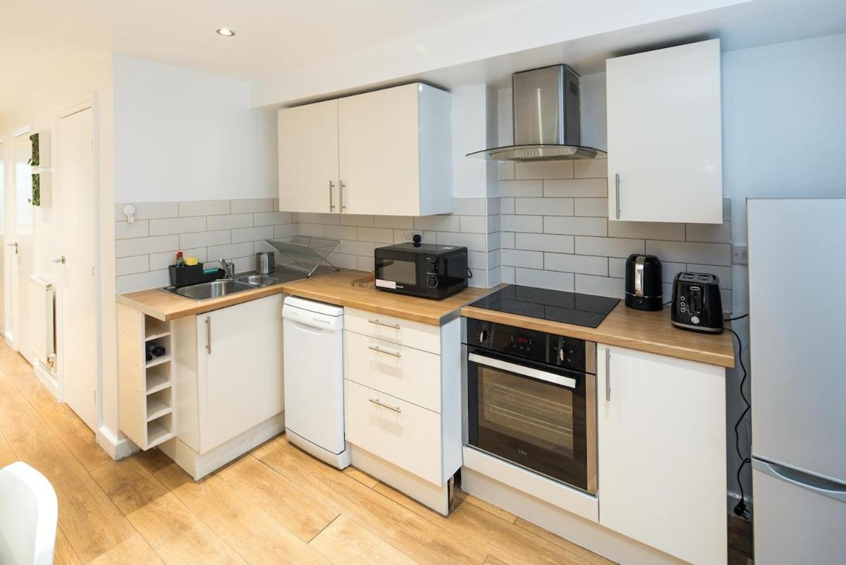 Appartamento Modern 2-bed In Marble Arch Londra