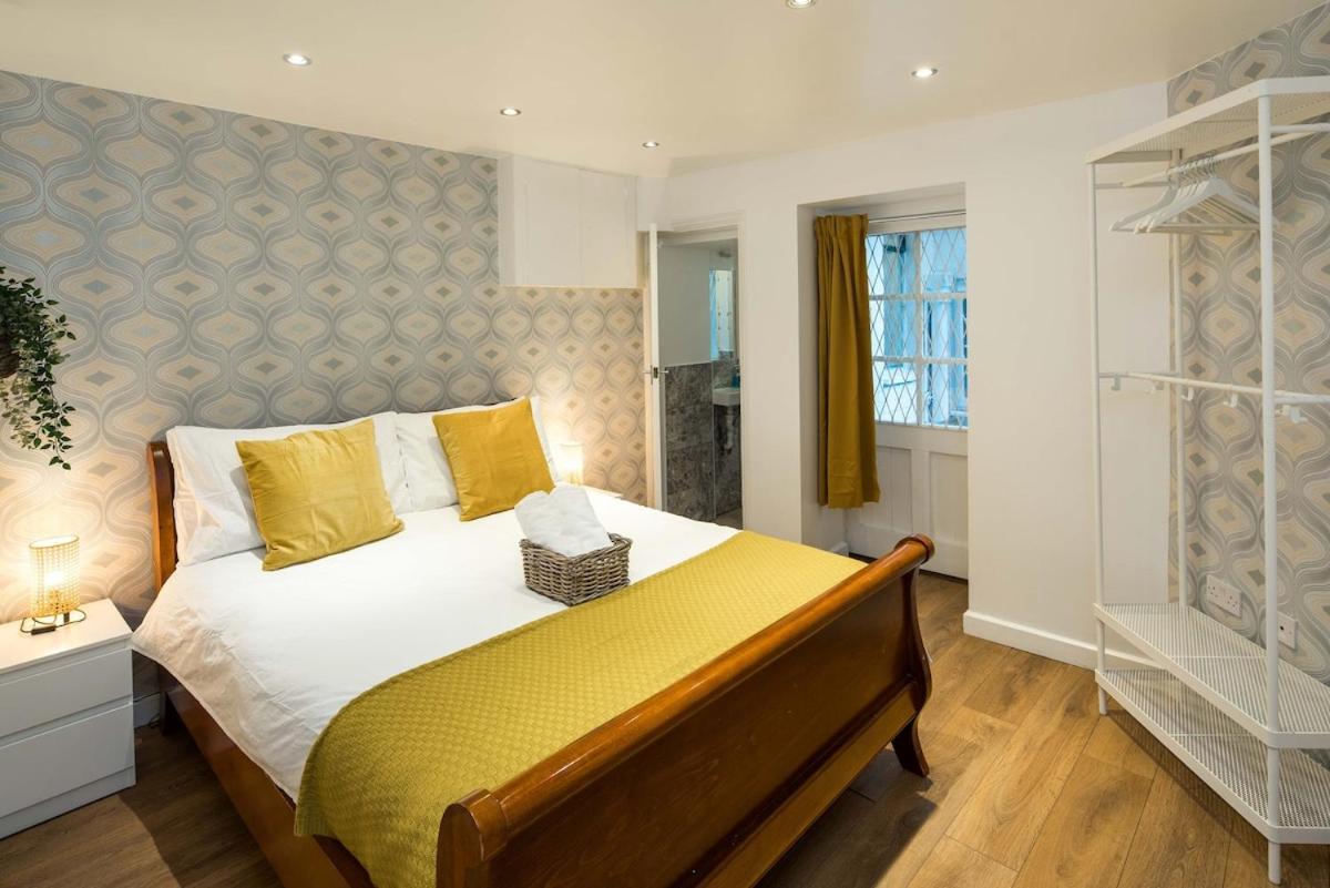 Modern 2-bed In Marble Arch * Londra